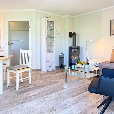 Holiday home Seeschwalbe
